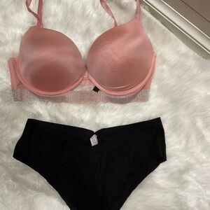 Victoria's Secret Light Pink and Black Bra Set